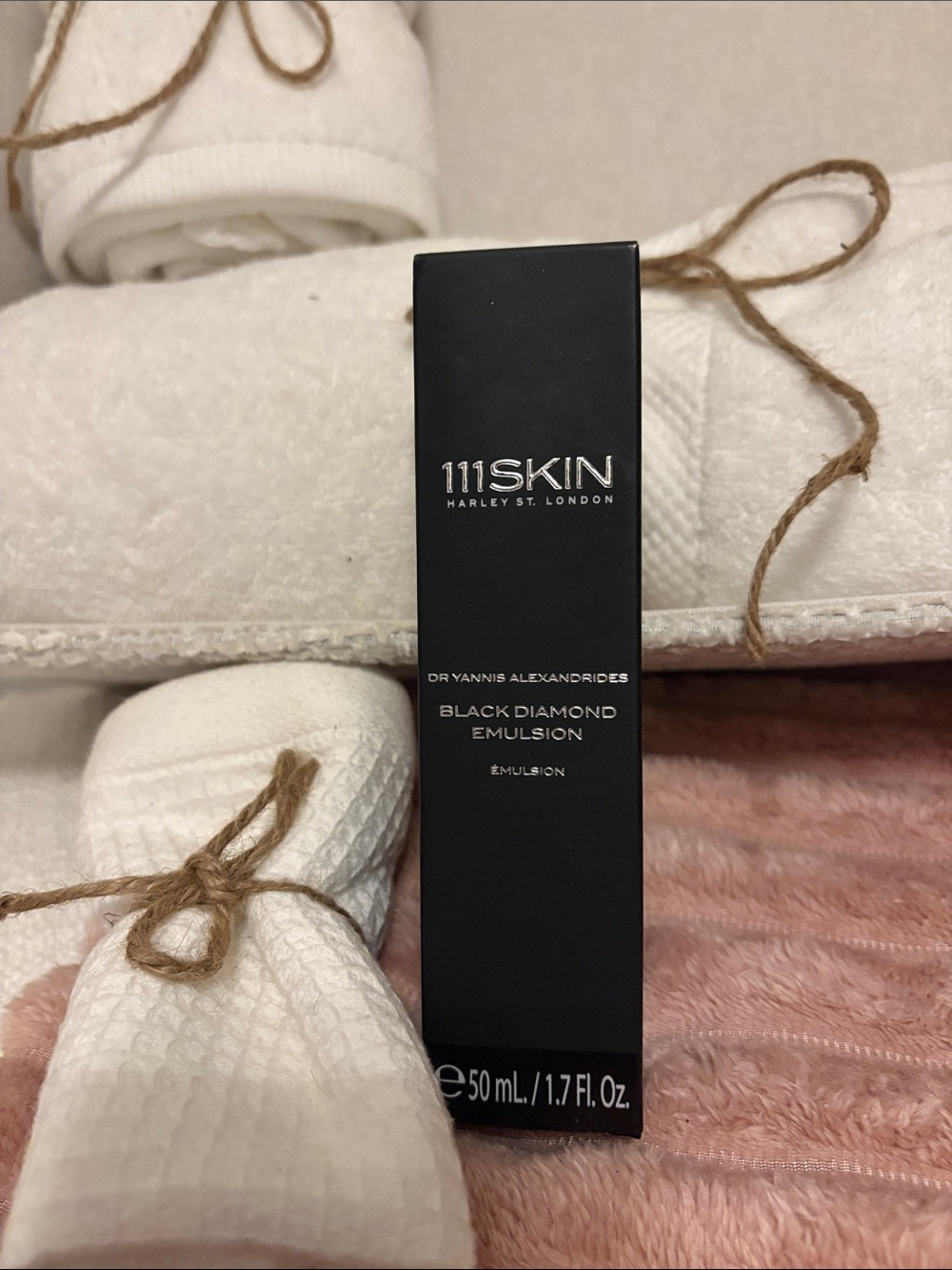 111SKIN Black Diamond Emulsion